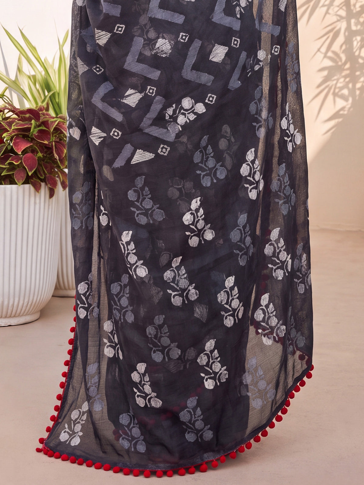 Black Cotton saree – detail view 5