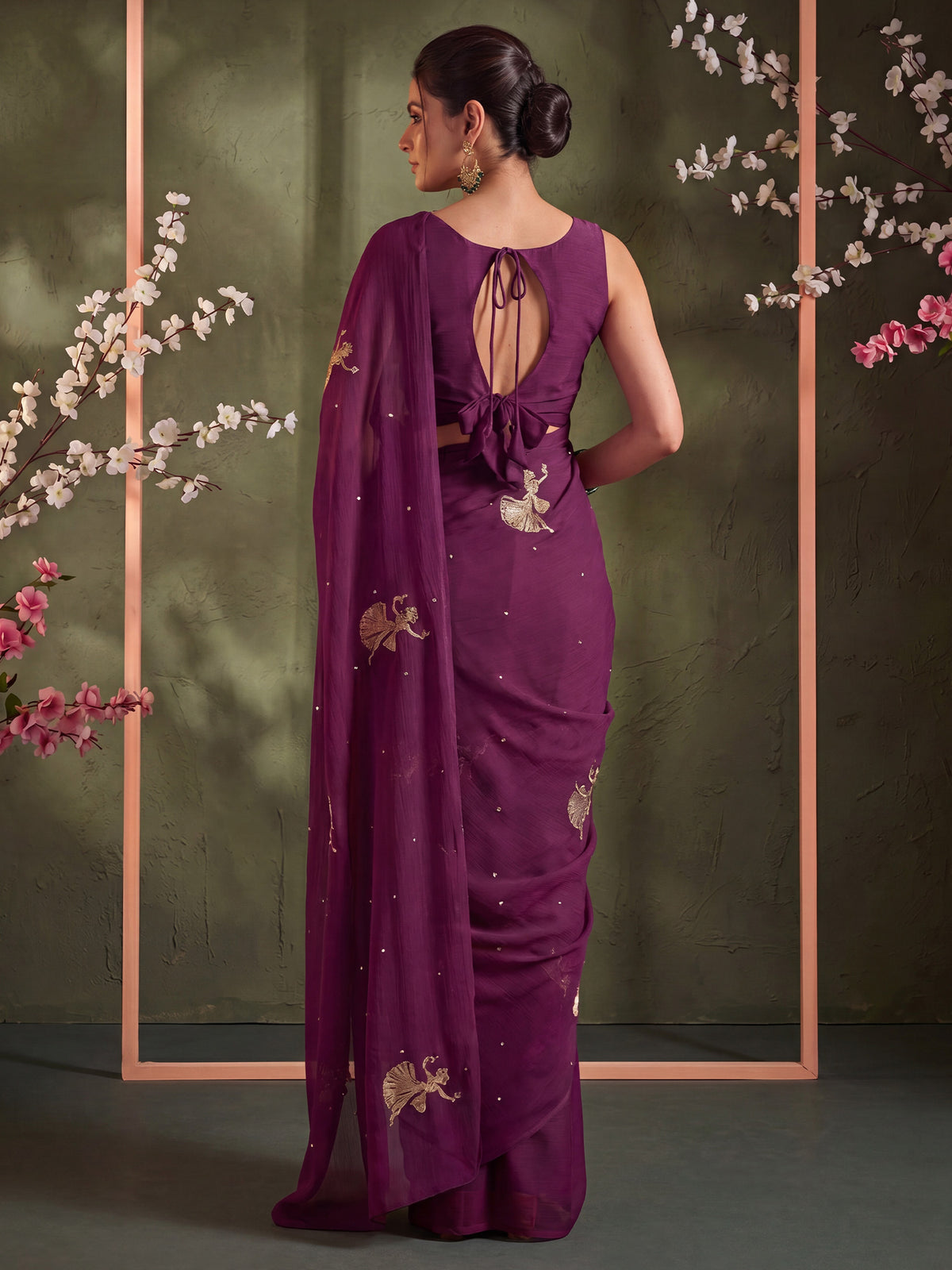 Wine Satin saree – detail view 1