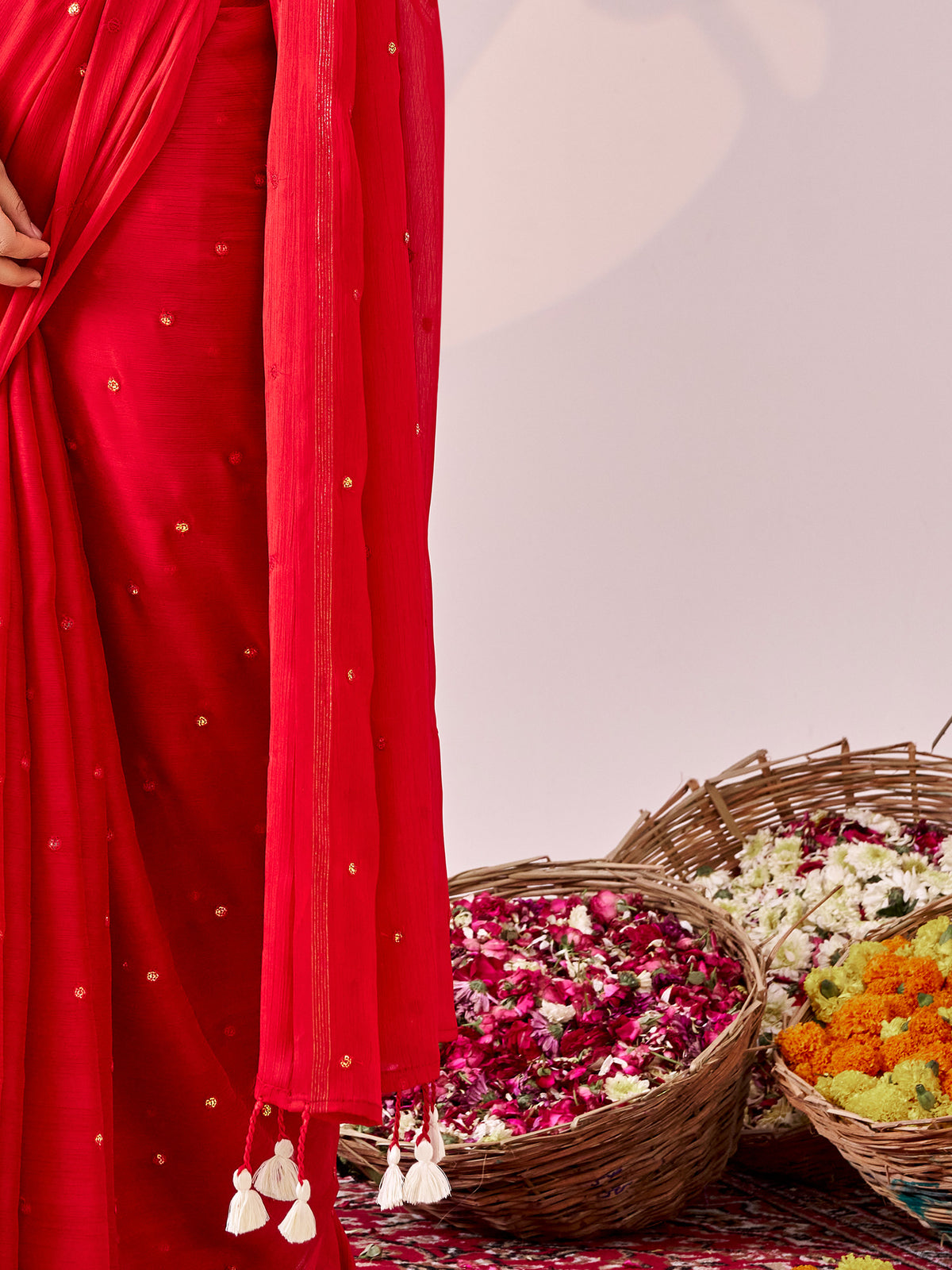 Red Chiffon saree – detail view 4