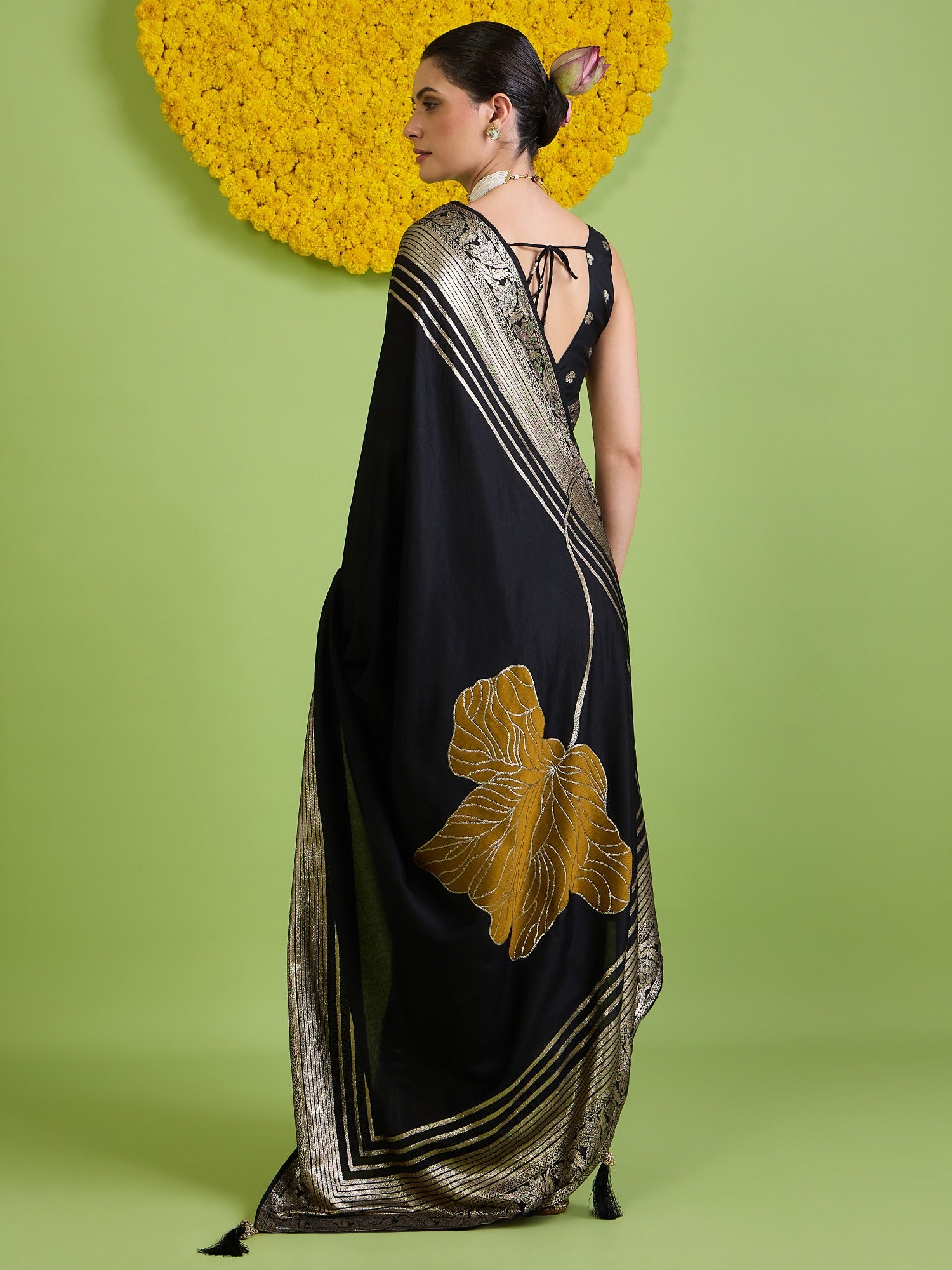 Black Silk Blend saree – detail view 6