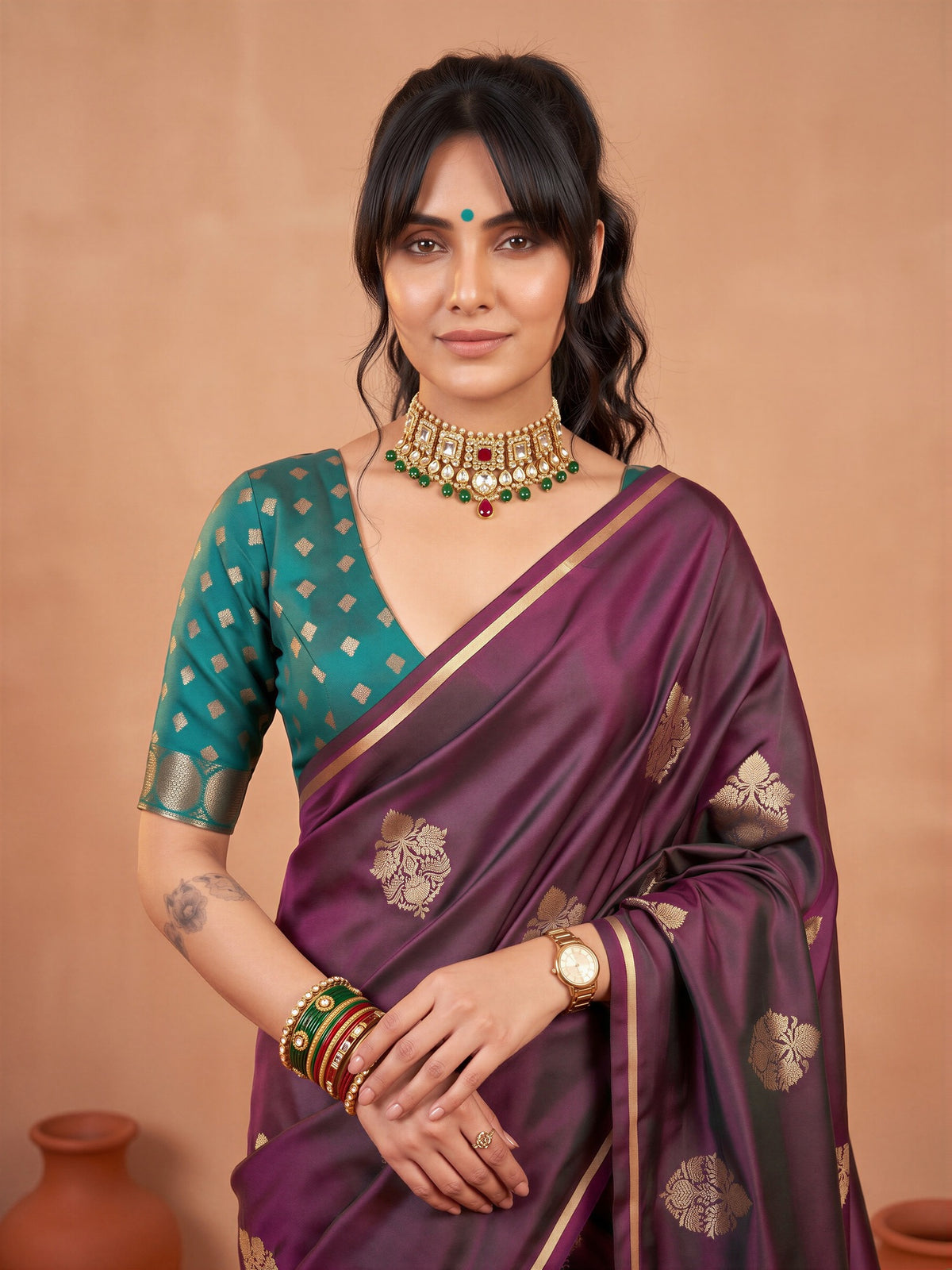 Burgundy Satin Silk saree – detail view 3