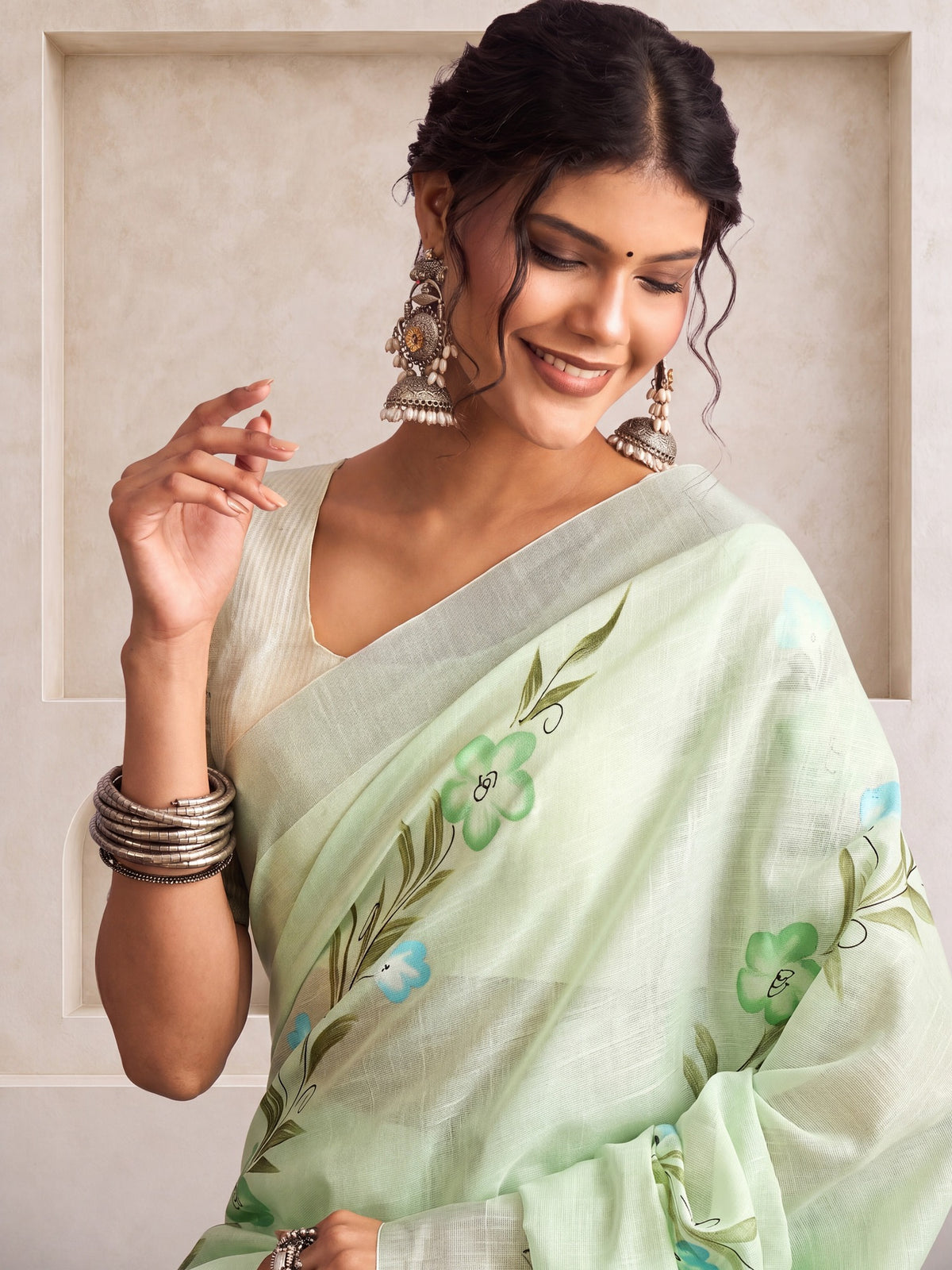 Turquoise Linen saree – detail view 3