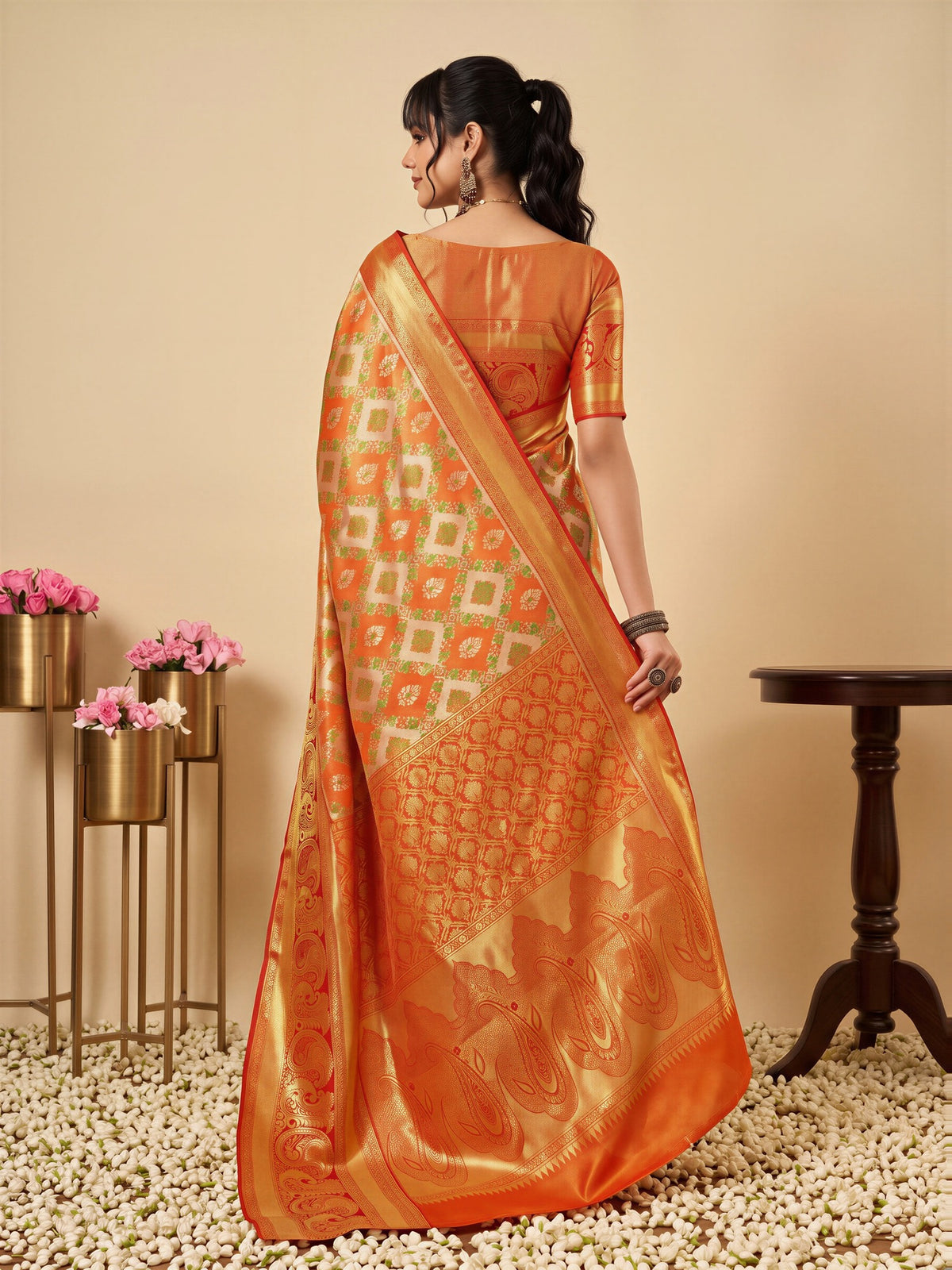 Orange Silk Blend saree – detail view 1
