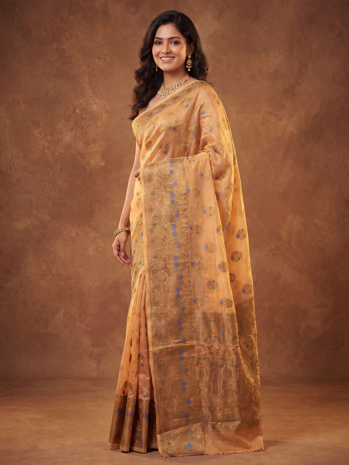 Orange Silk Blend saree – detail view 3