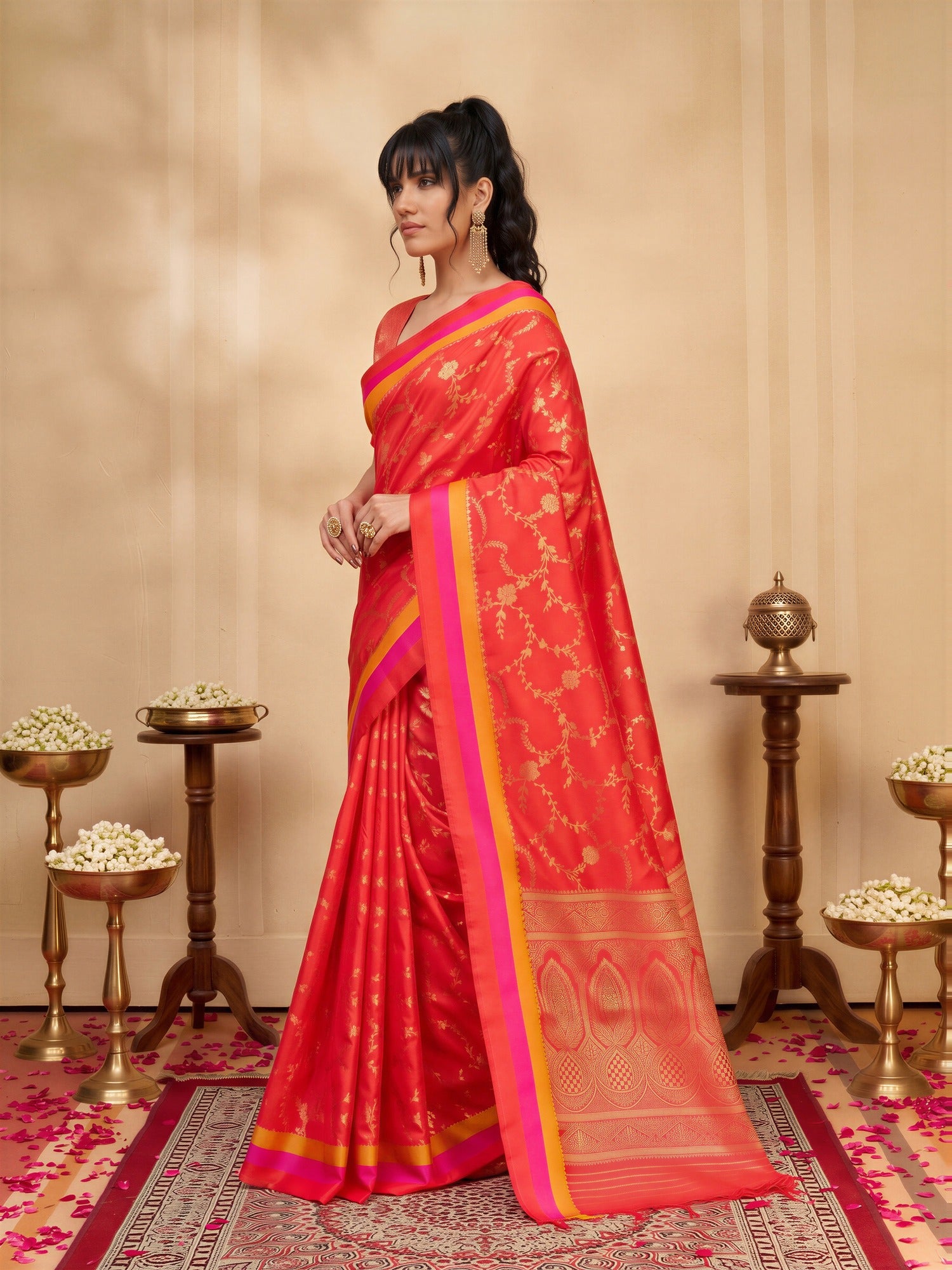 Coral Pure Silk saree – detail view 3