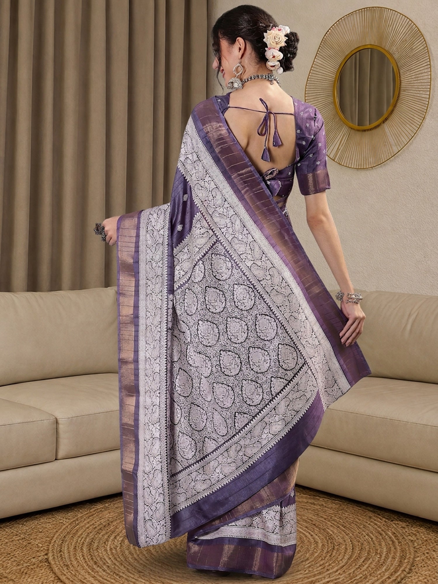 Lavender Silk Blend saree – detail view 1