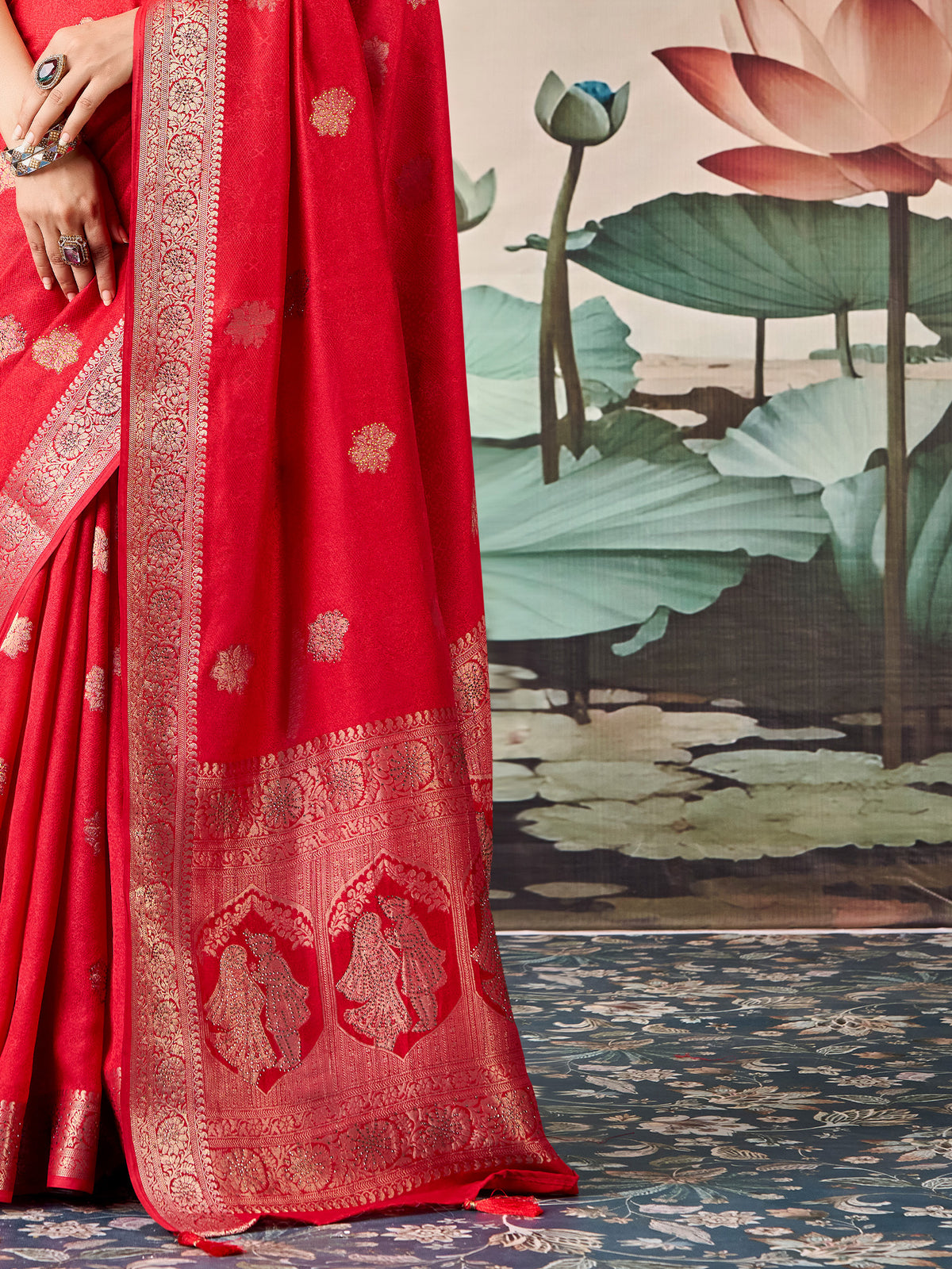 Red Georgette saree – detail view 4
