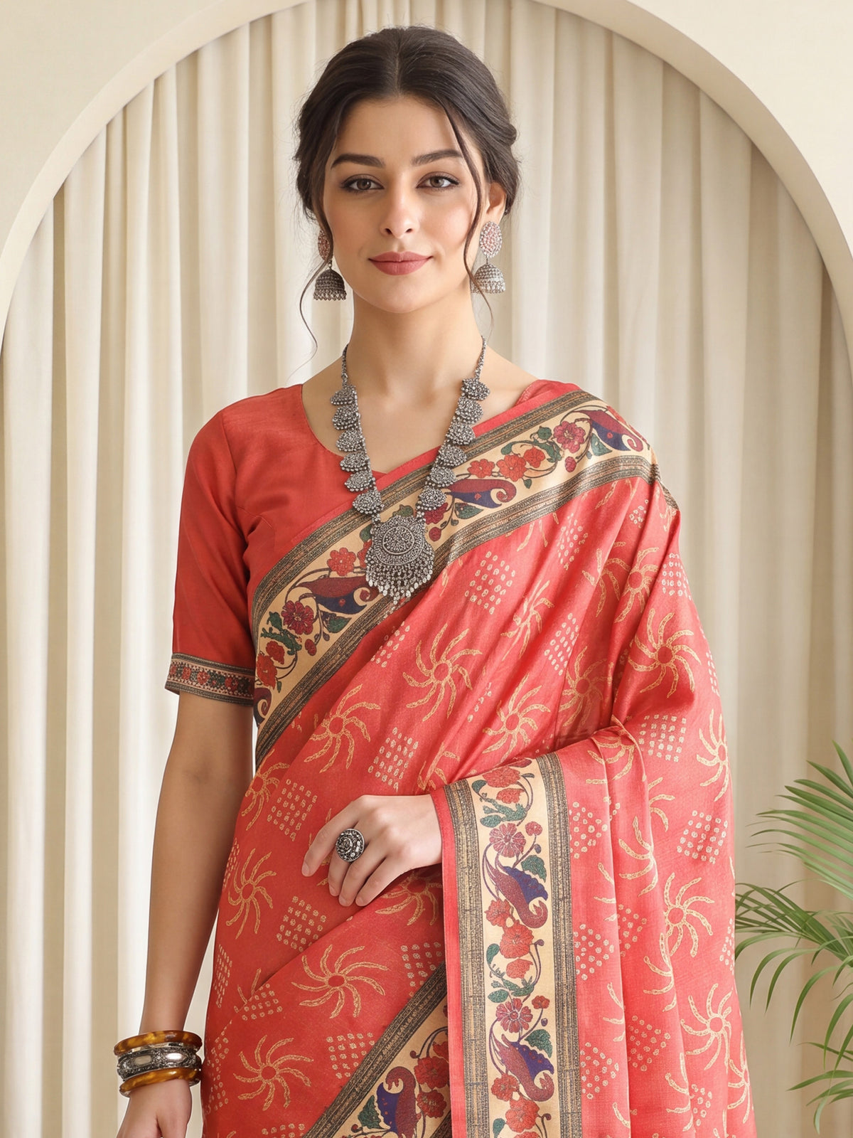 Coral Silk Blend saree – detail view 4