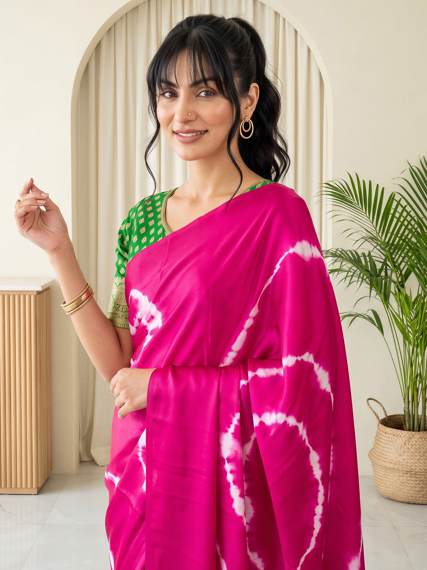 Pink Satin Silk saree – detail view 4