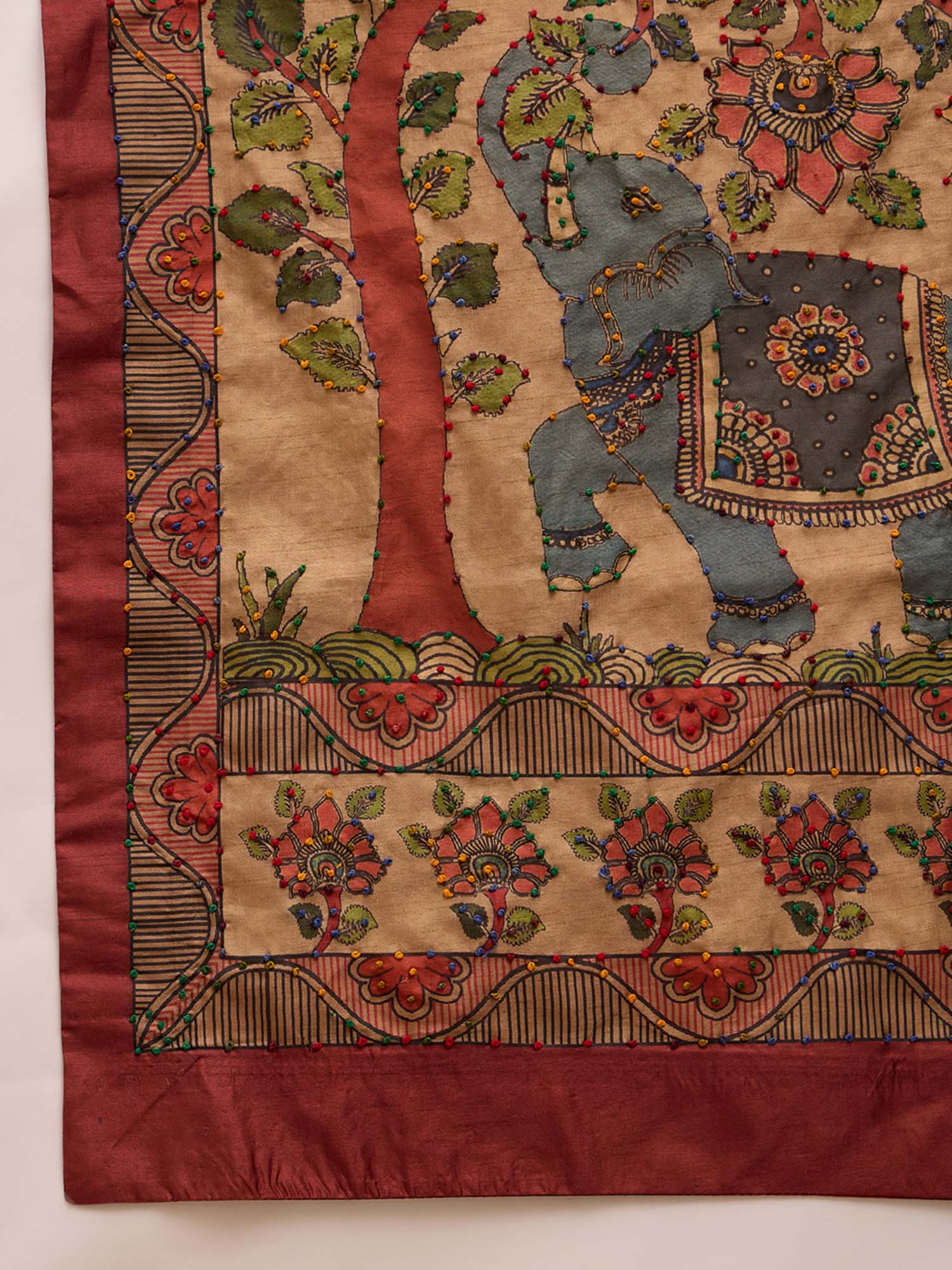 Beige Silk Blend saree – detail view 5