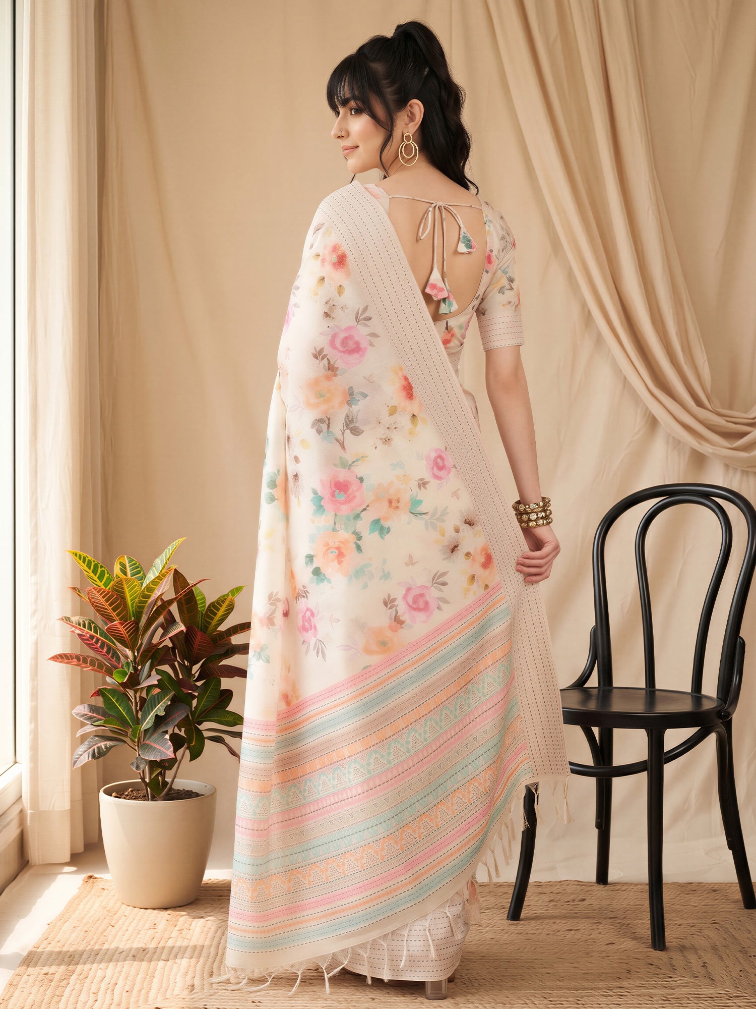 Off White Silk Cotton saree – detail view 1