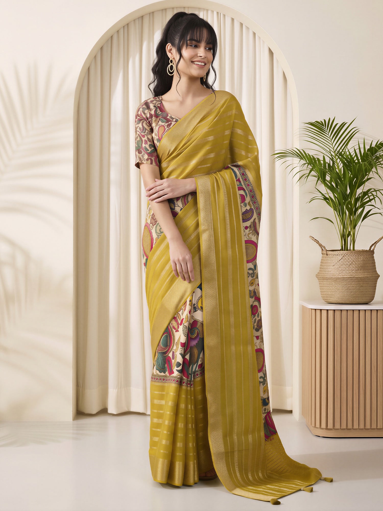 Mustard Viscose Silk saree – detail view 3