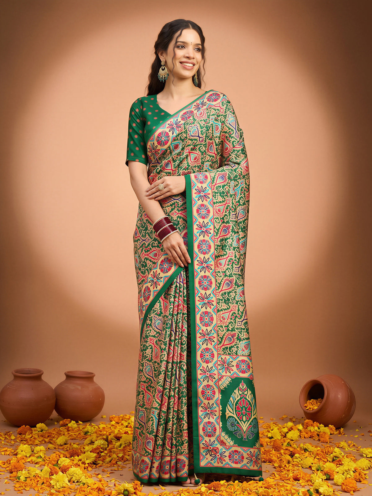 Assorted Silk Blend saree – detail view 3