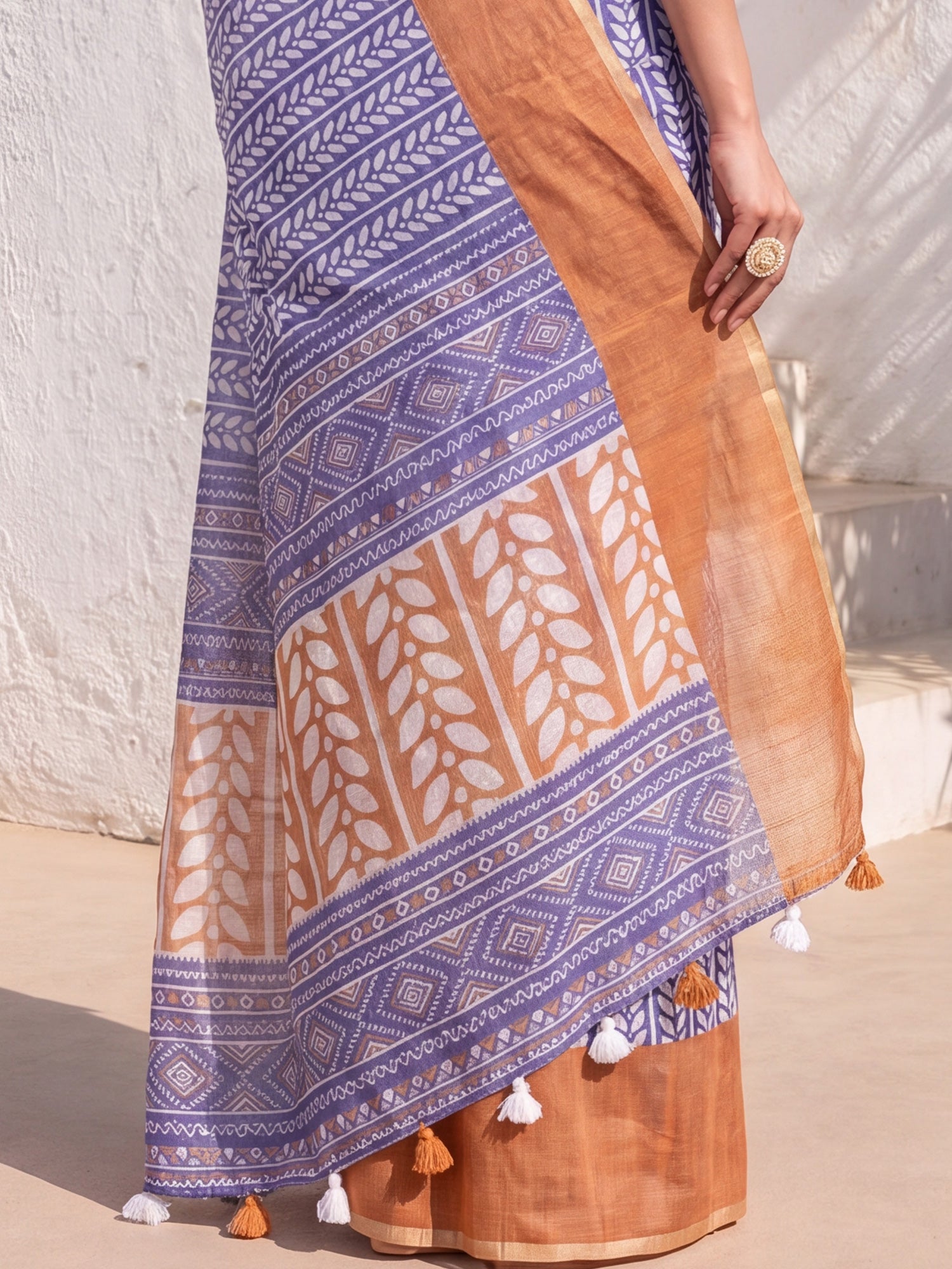Blue Cotton Linen saree – detail view 5