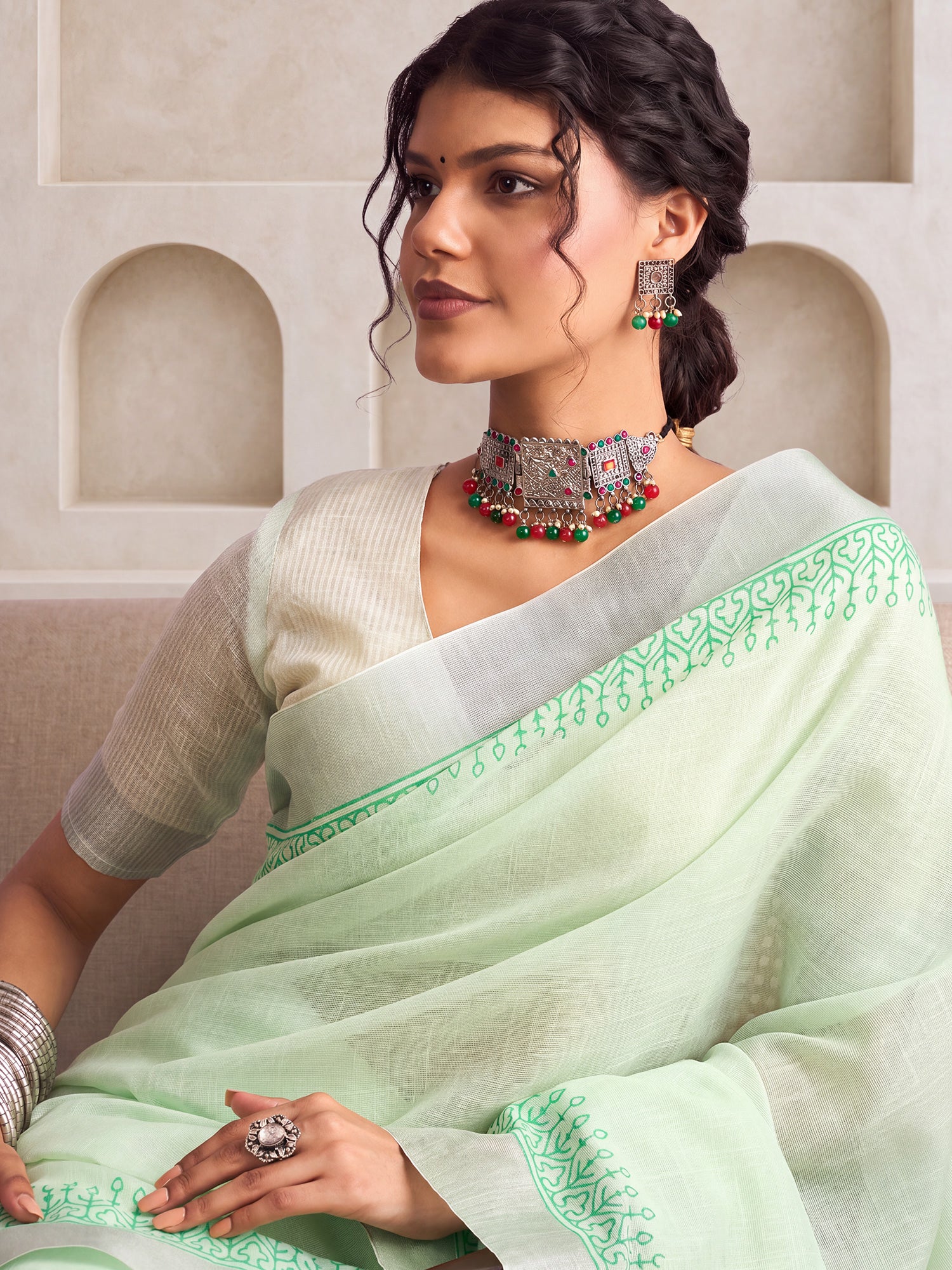 Turquoise Linen saree – detail view 3