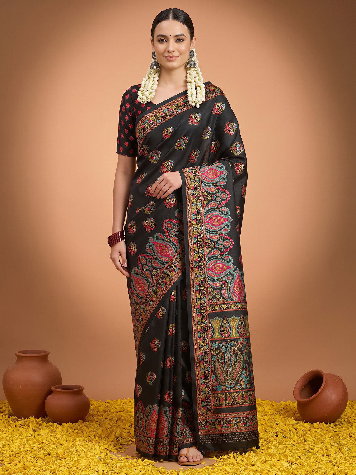 Black Silk Blend saree – detail view 3
