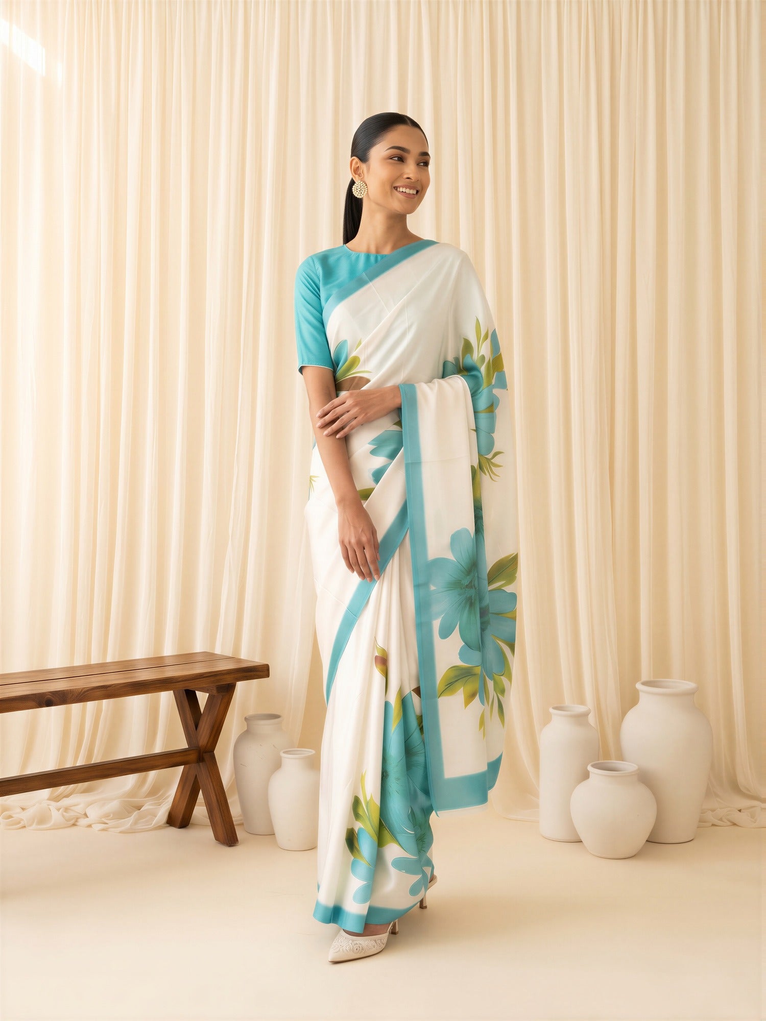 Turquoise Chiffon saree – detail view 3