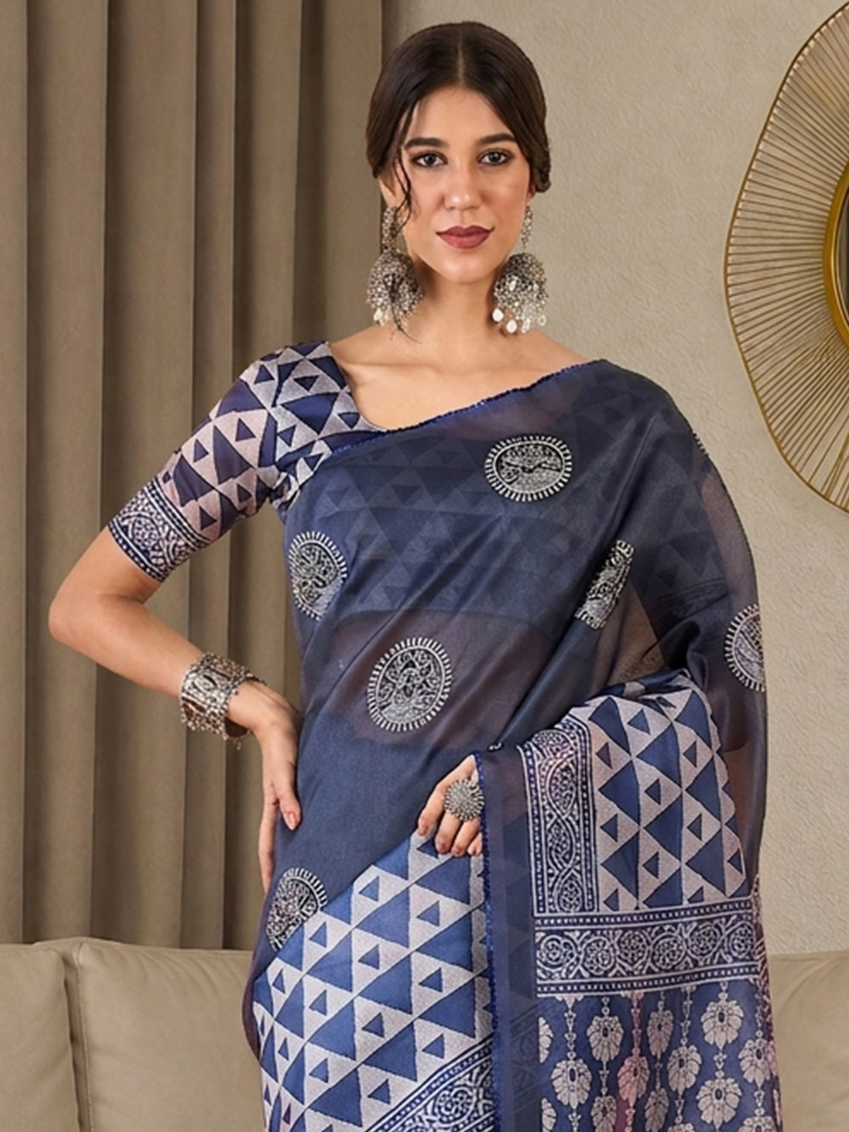 Indigo Silk Blend saree – detail view 4