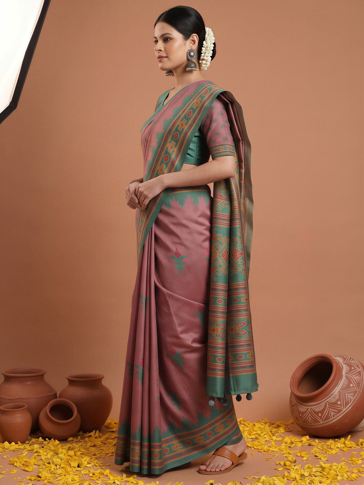 Mauve Silk Blend saree – detail view 2