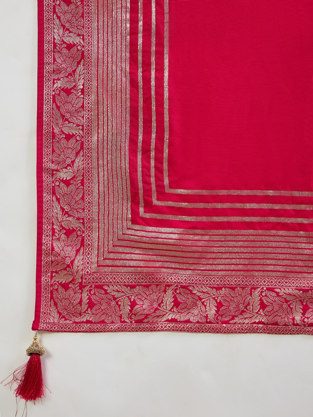 Pink Silk Blend saree – detail view 5