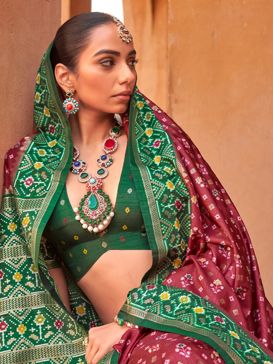 Burgundy Silk Blend saree – detail view 1