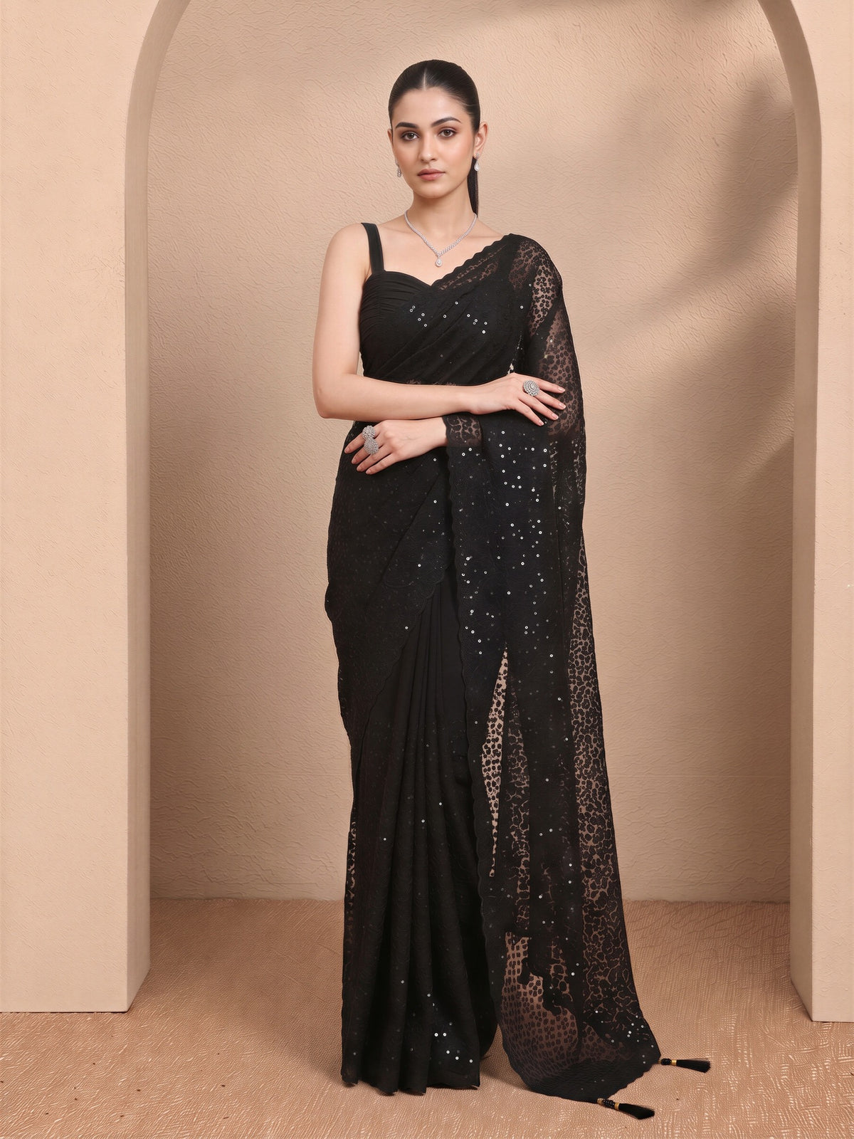 Purple Net saree – detail view 3