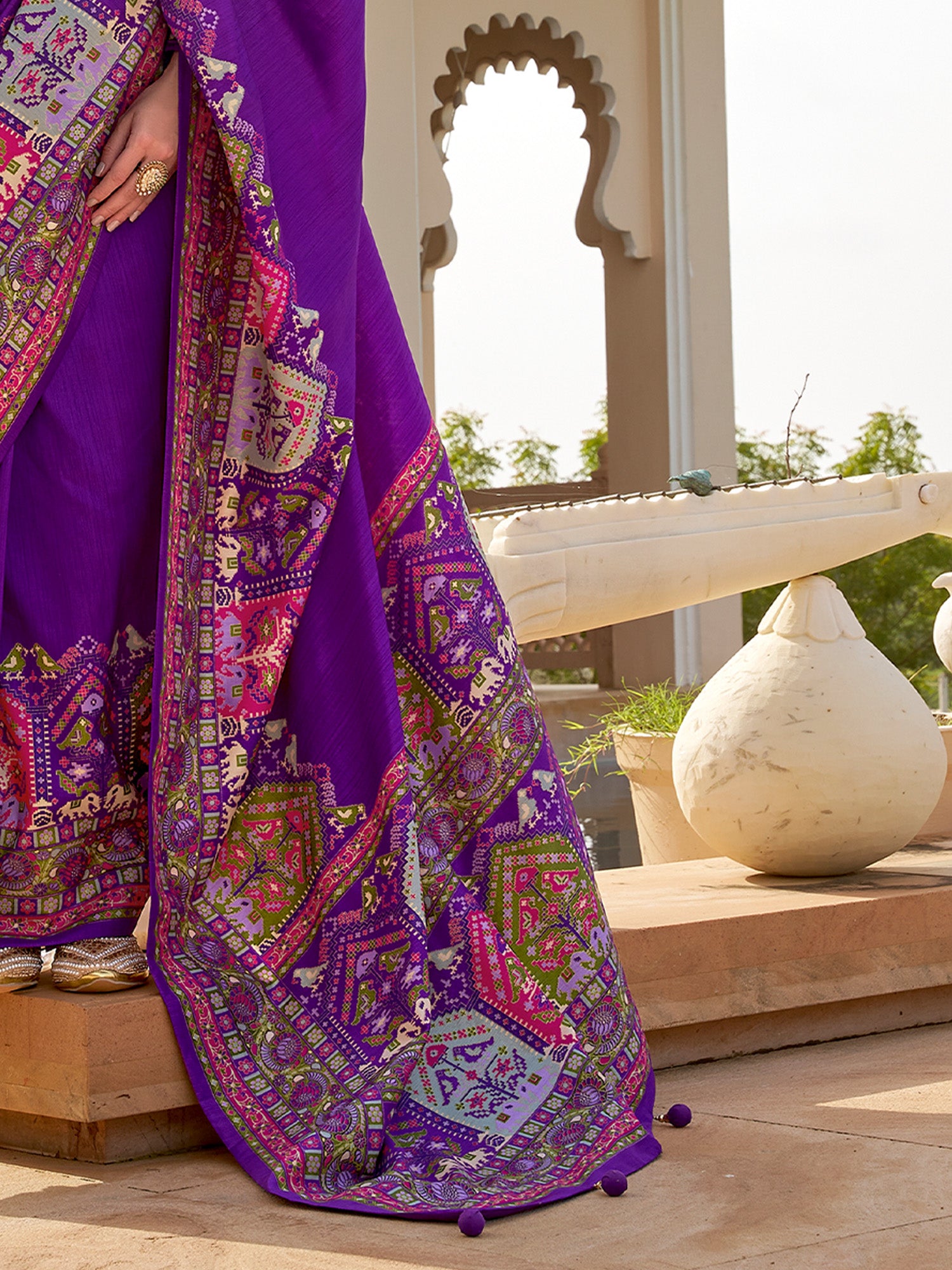 Violet Silk Blend saree – detail view 4