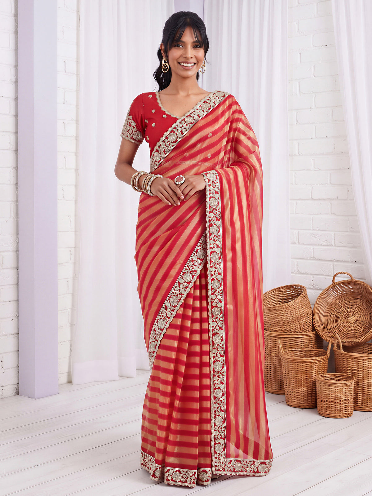 Maroon Net saree – detail view 3