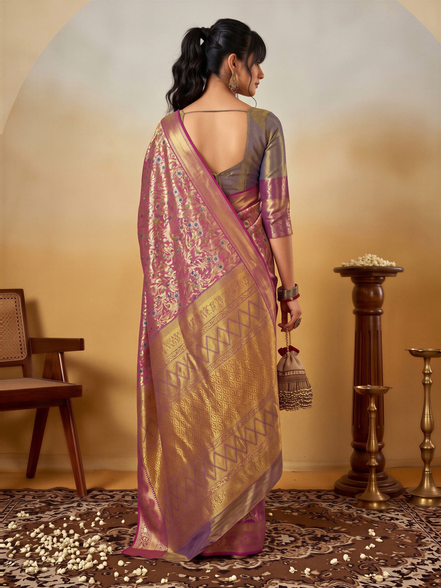 Mauve Silk Blend saree – detail view 1