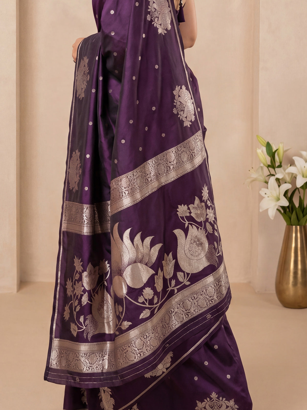 Wine Silk Blend saree – detail view 5