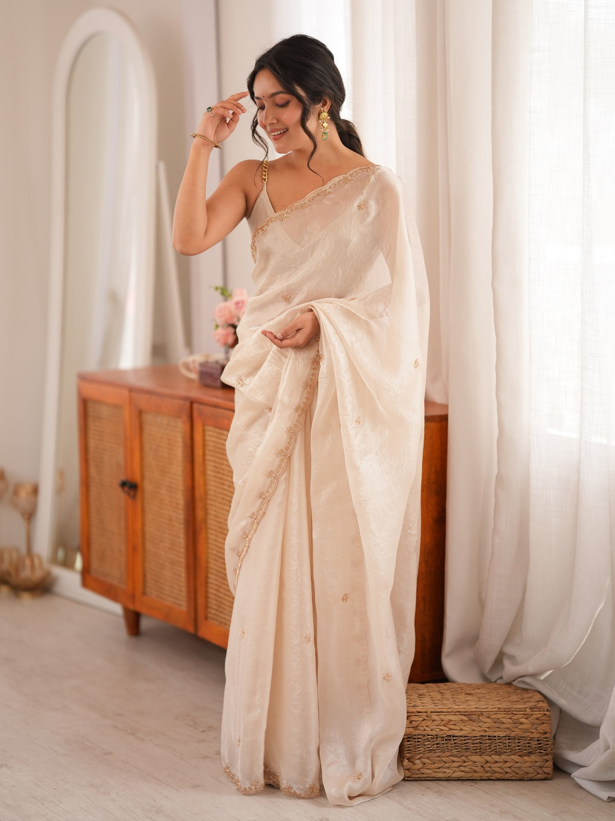 Off White Satin saree – detail view 2
