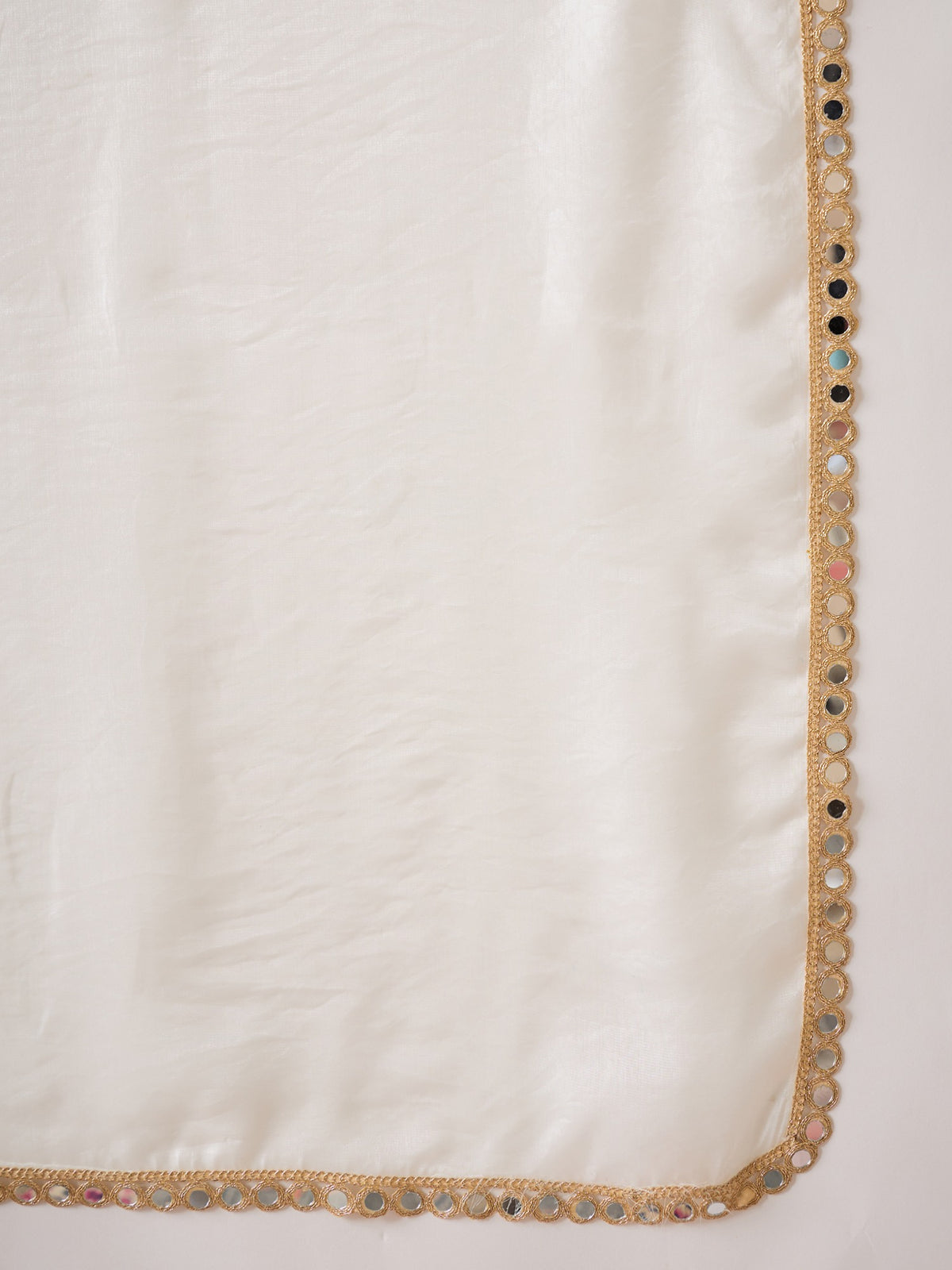 White Pure Chiffon saree – detail view 6