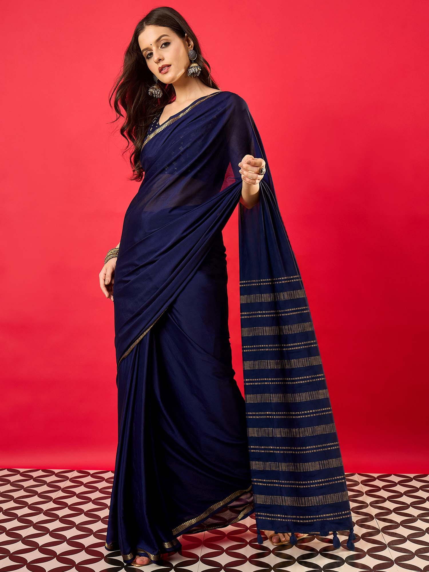 Navy Blue Mysore Silk saree – detail view 2