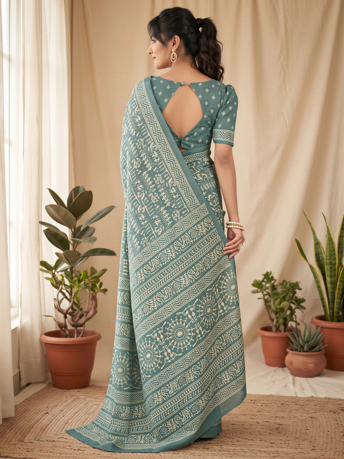 Seagreen Dola Silk saree – detail view 1