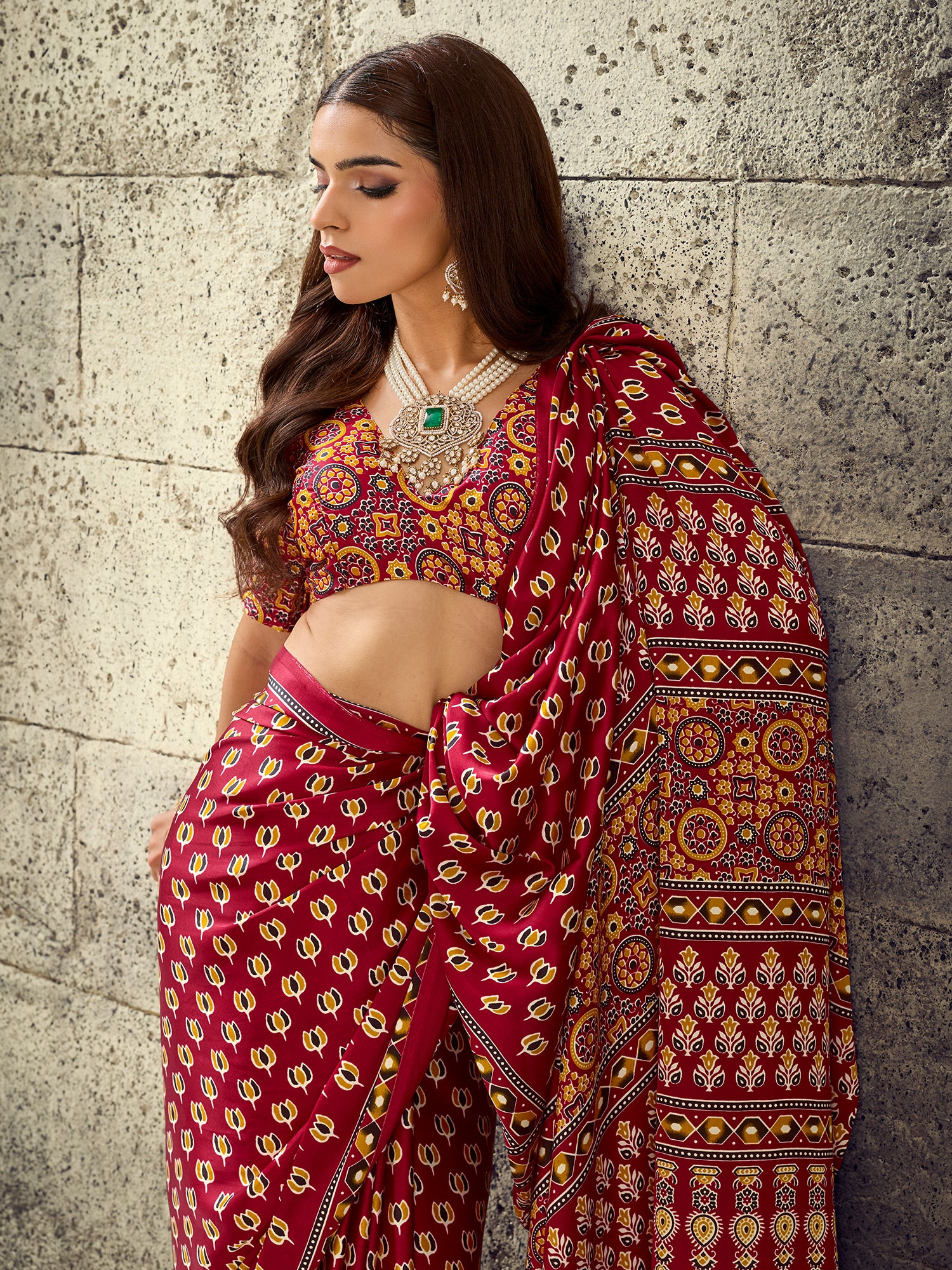 Maroon Satin saree – detail view 3