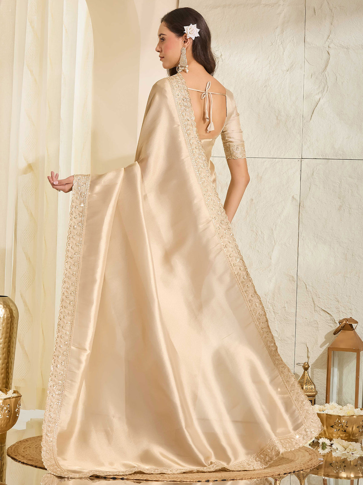 Cream Silk Blend saree – detail view 1
