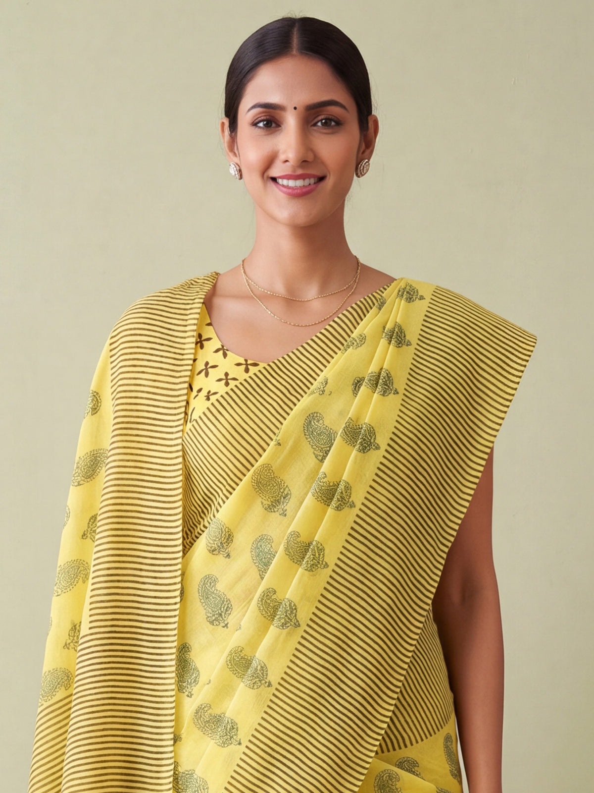 Lemon Yellow Cotton Linen saree – detail view 4