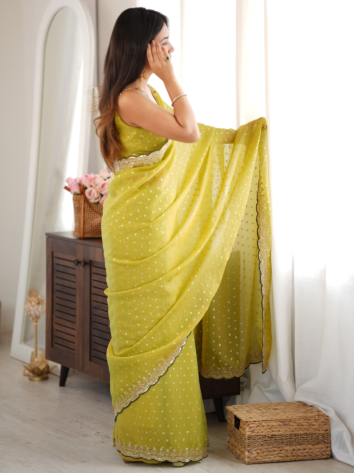 Lime Green Silk Blend saree – detail view 2