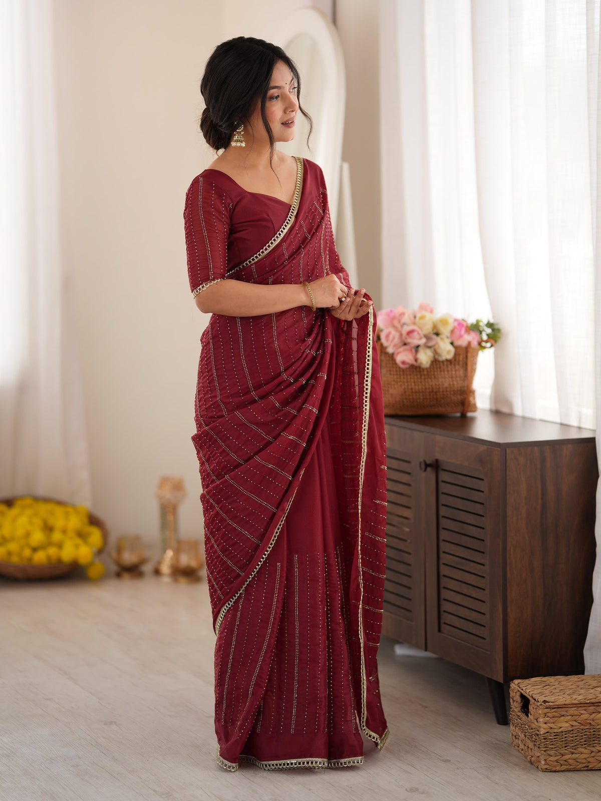 Maroon Georgette saree – detail view 1