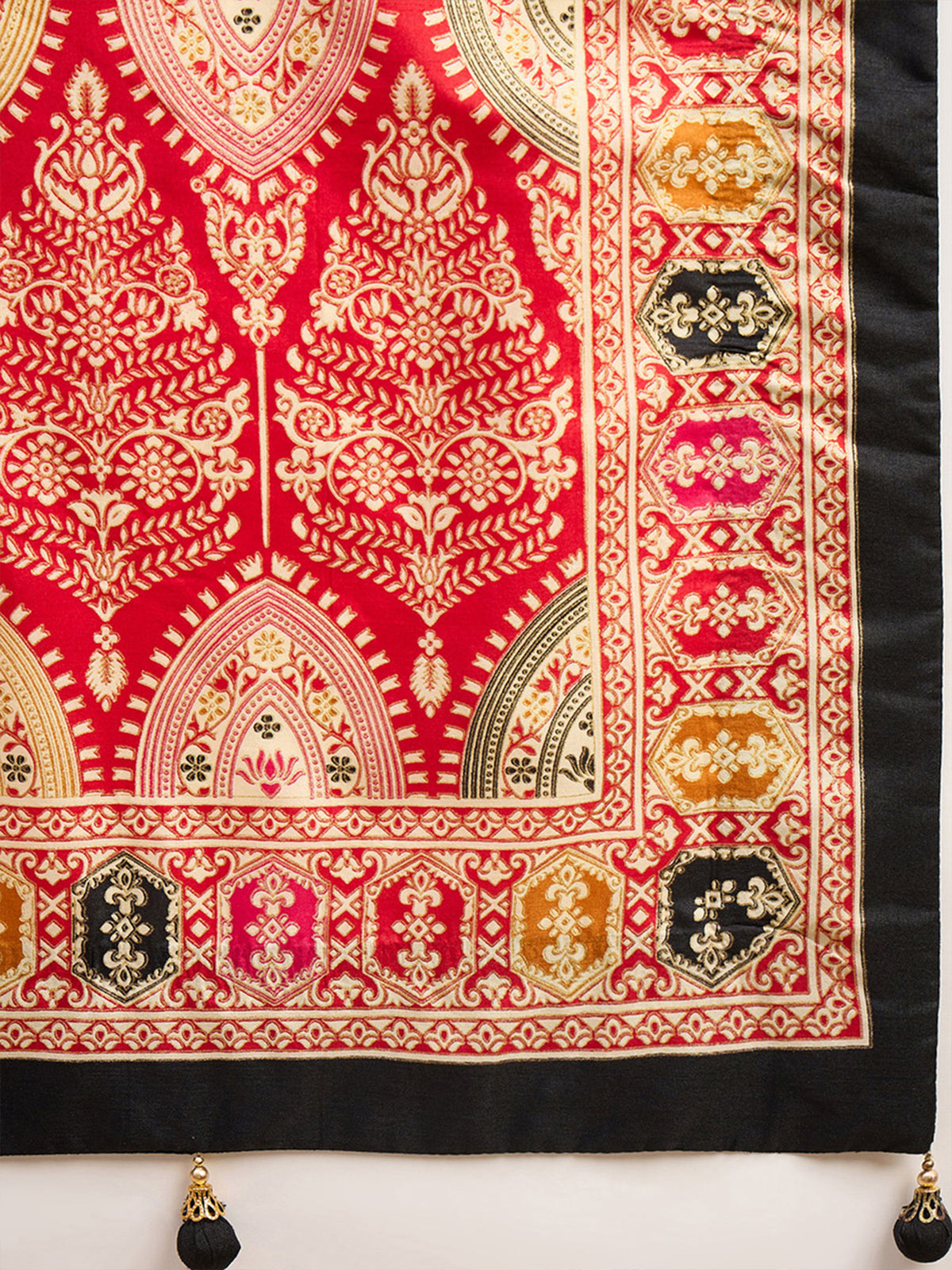 Black Silk Blend saree – detail view 5