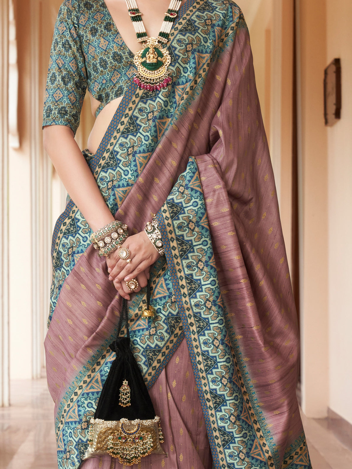Rose Gold silk blend saree view 3