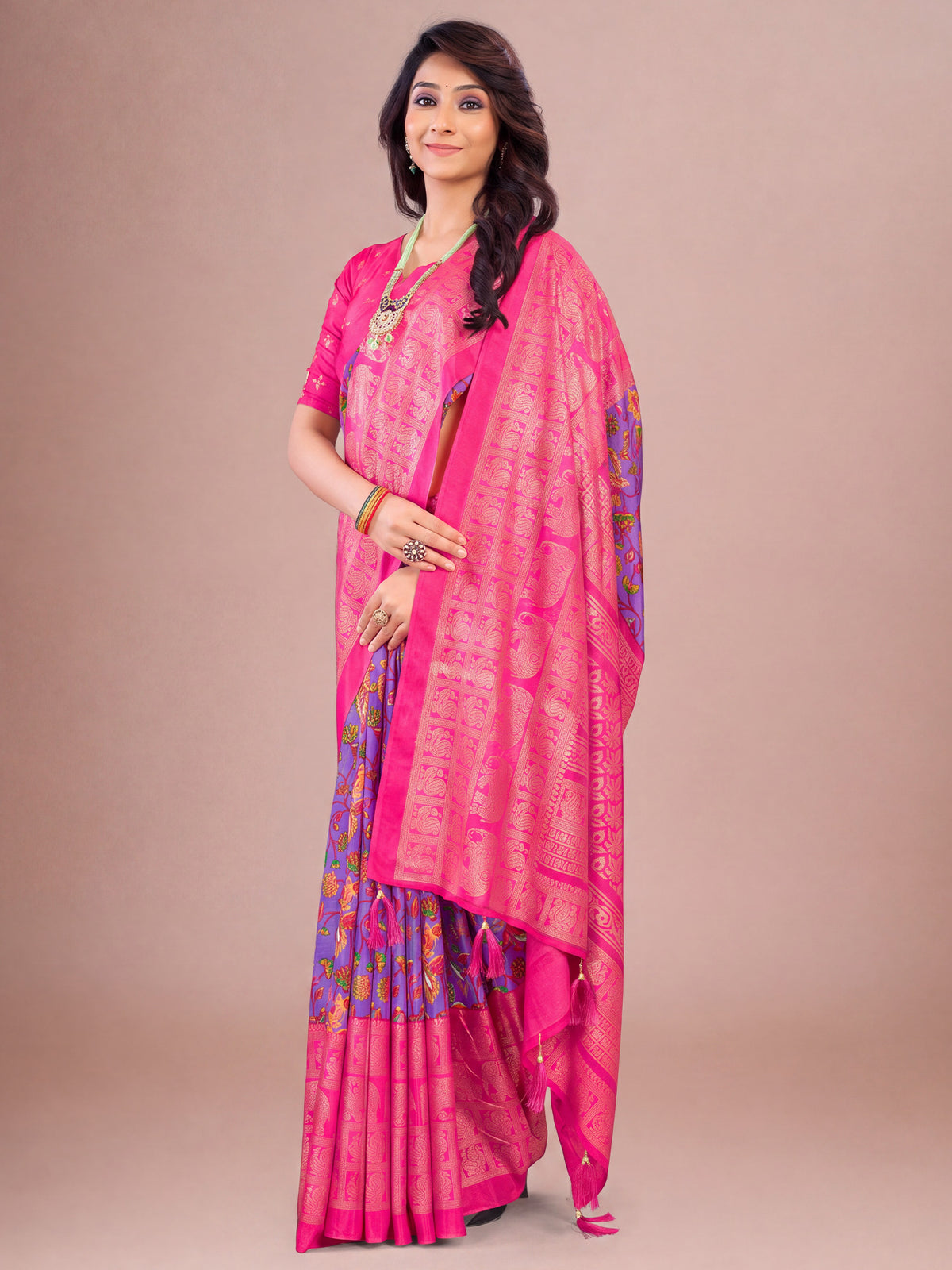 Pink Cotton Blend saree – detail view 2