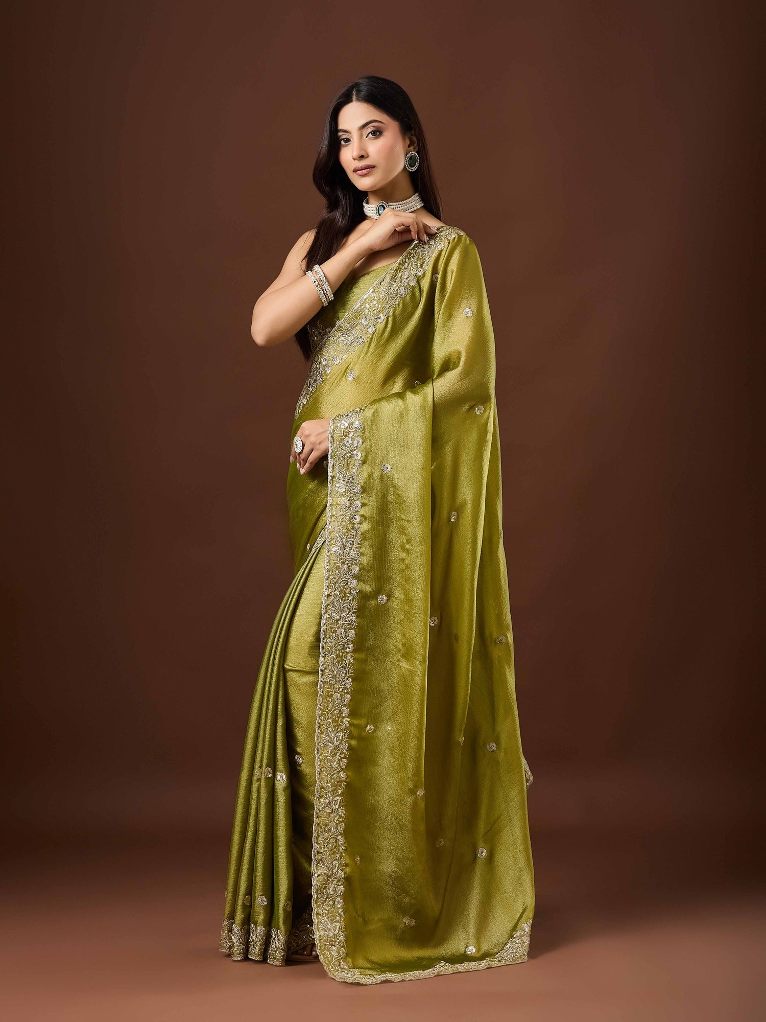 Olive Chinnon saree – detail view 3