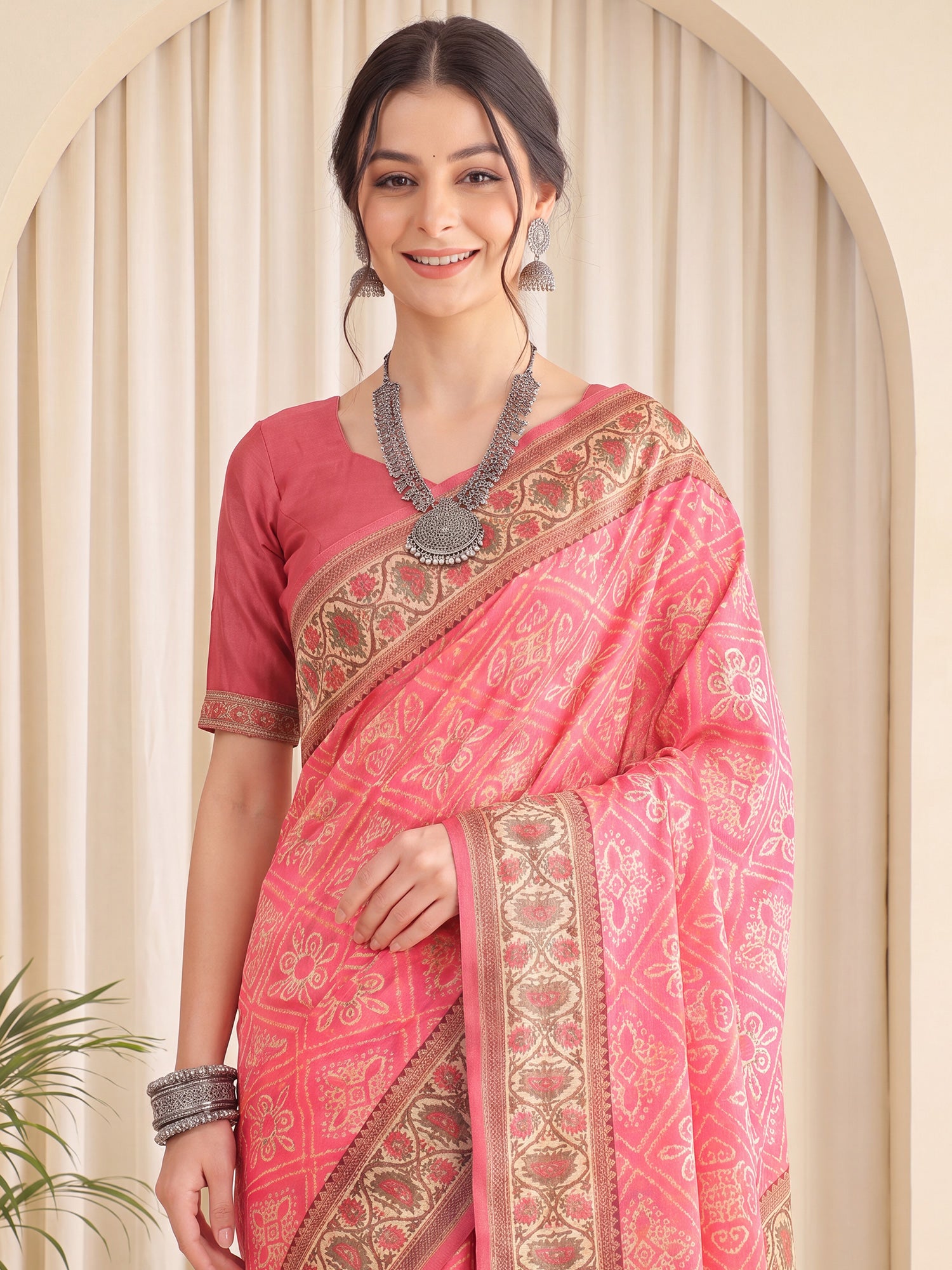 Peach Silk Blend saree – detail view 4