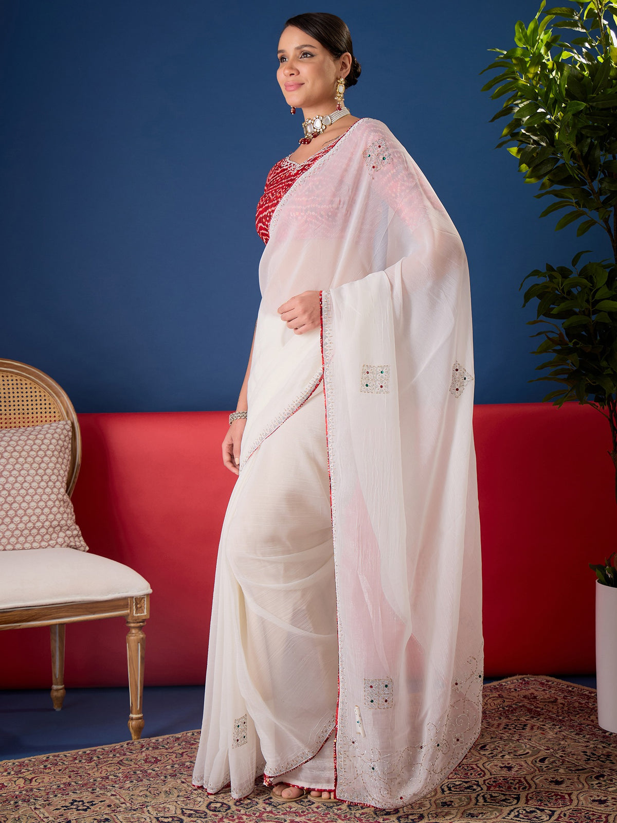 White Chiffon saree – detail view 3
