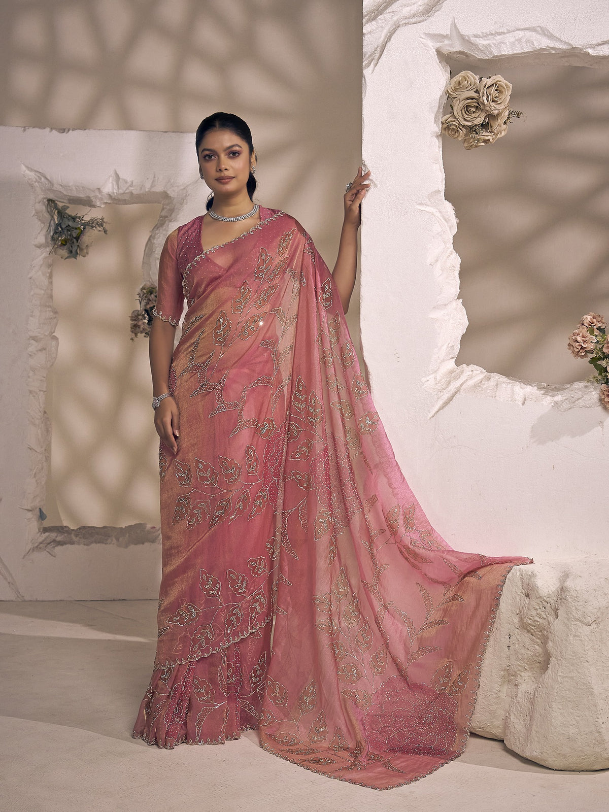 Pink organza saree view 3