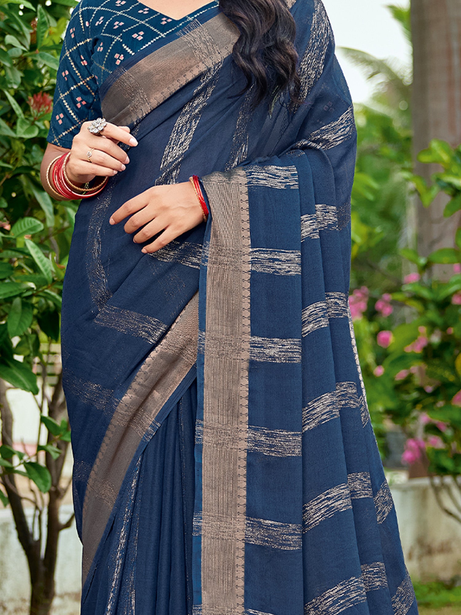 Navy Blue Georgette saree – detail view 3