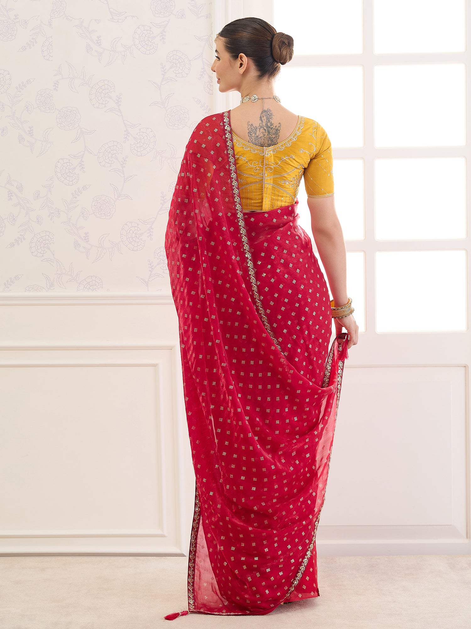 Red Chiffon saree – detail view 1