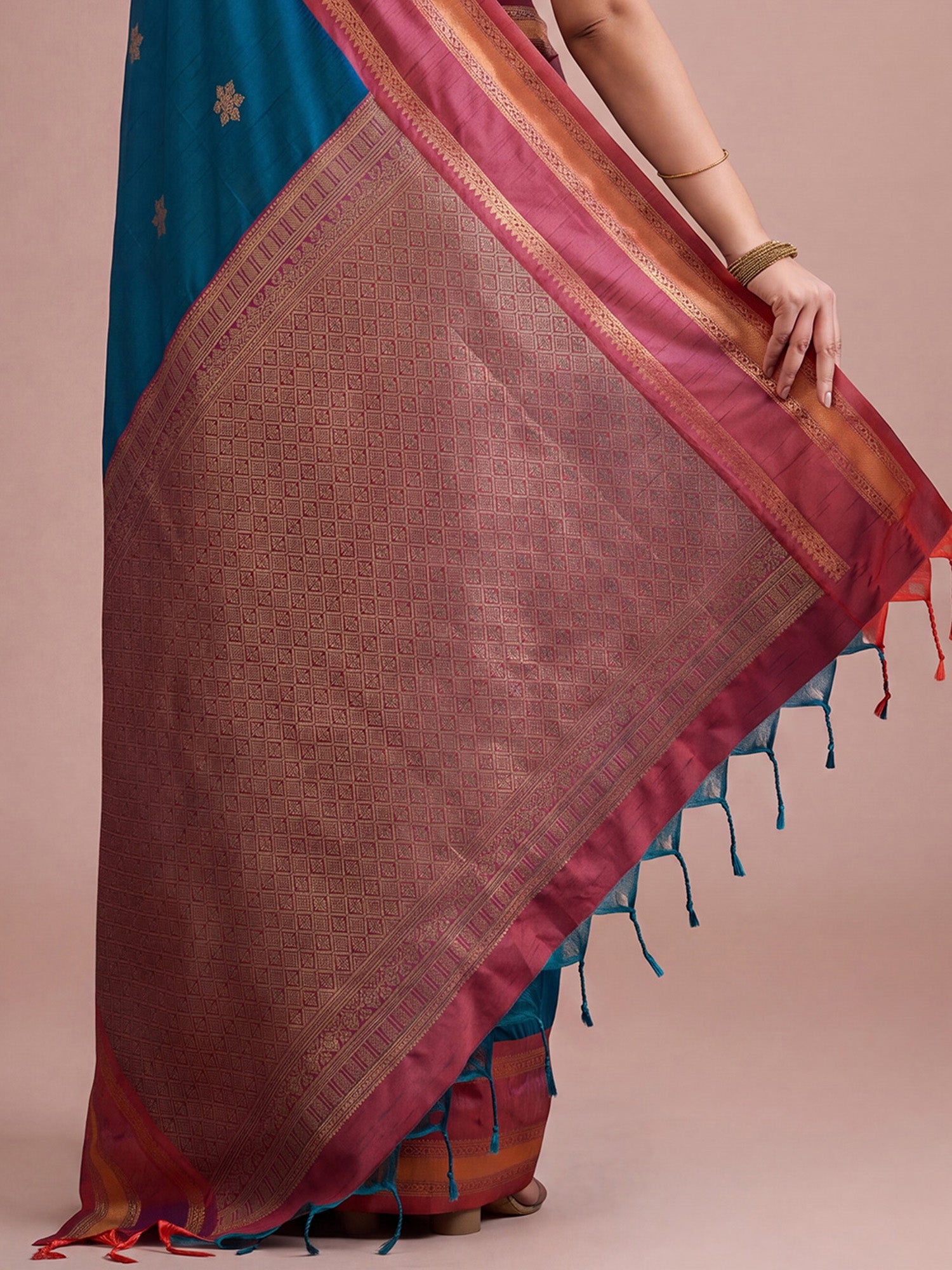 Blue Tussar Silk saree – detail view 5