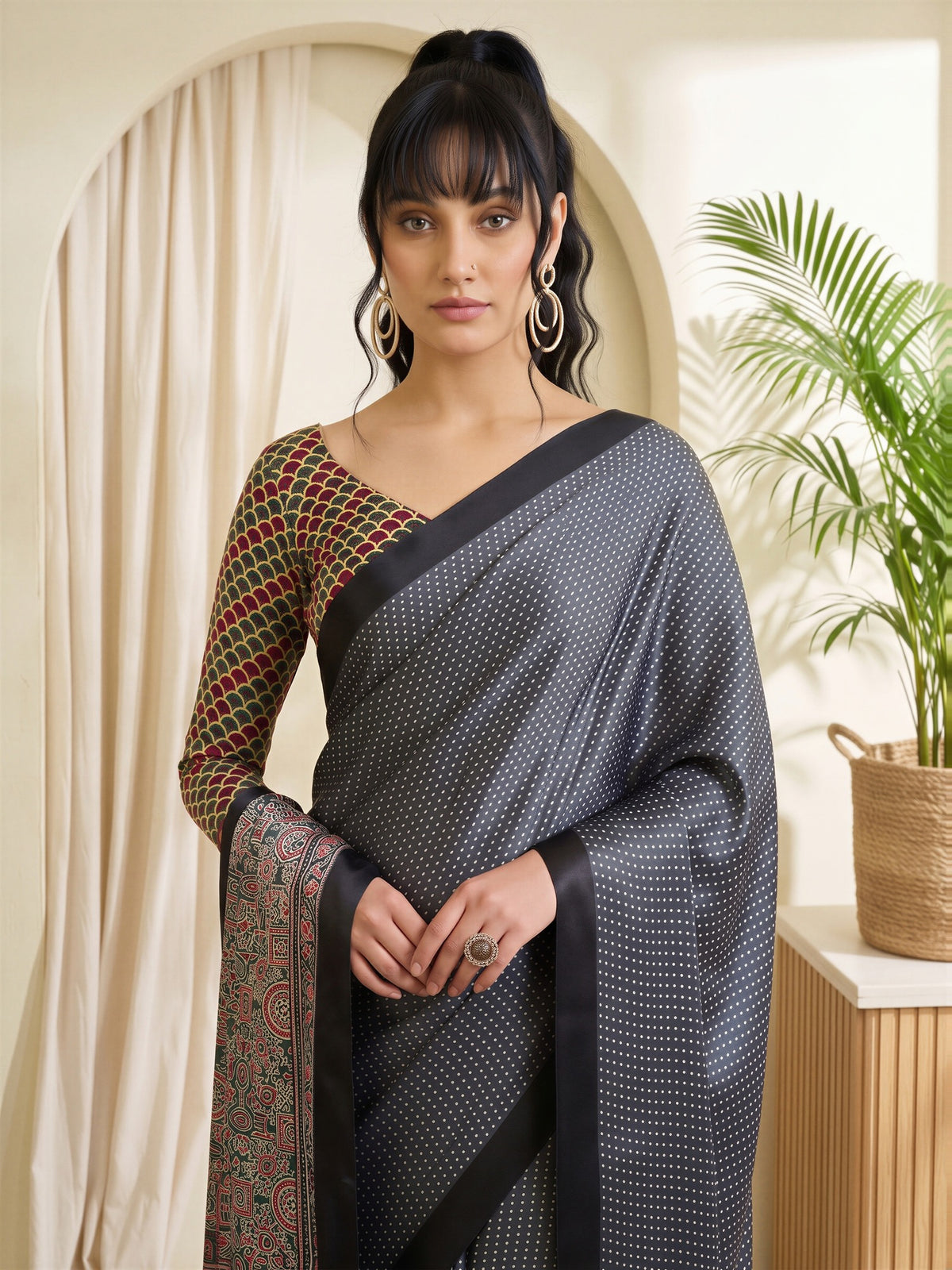 Charcoal Grey Satin saree – detail view 2